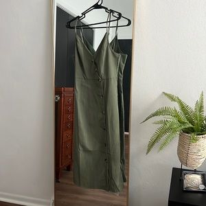 Green midi dress